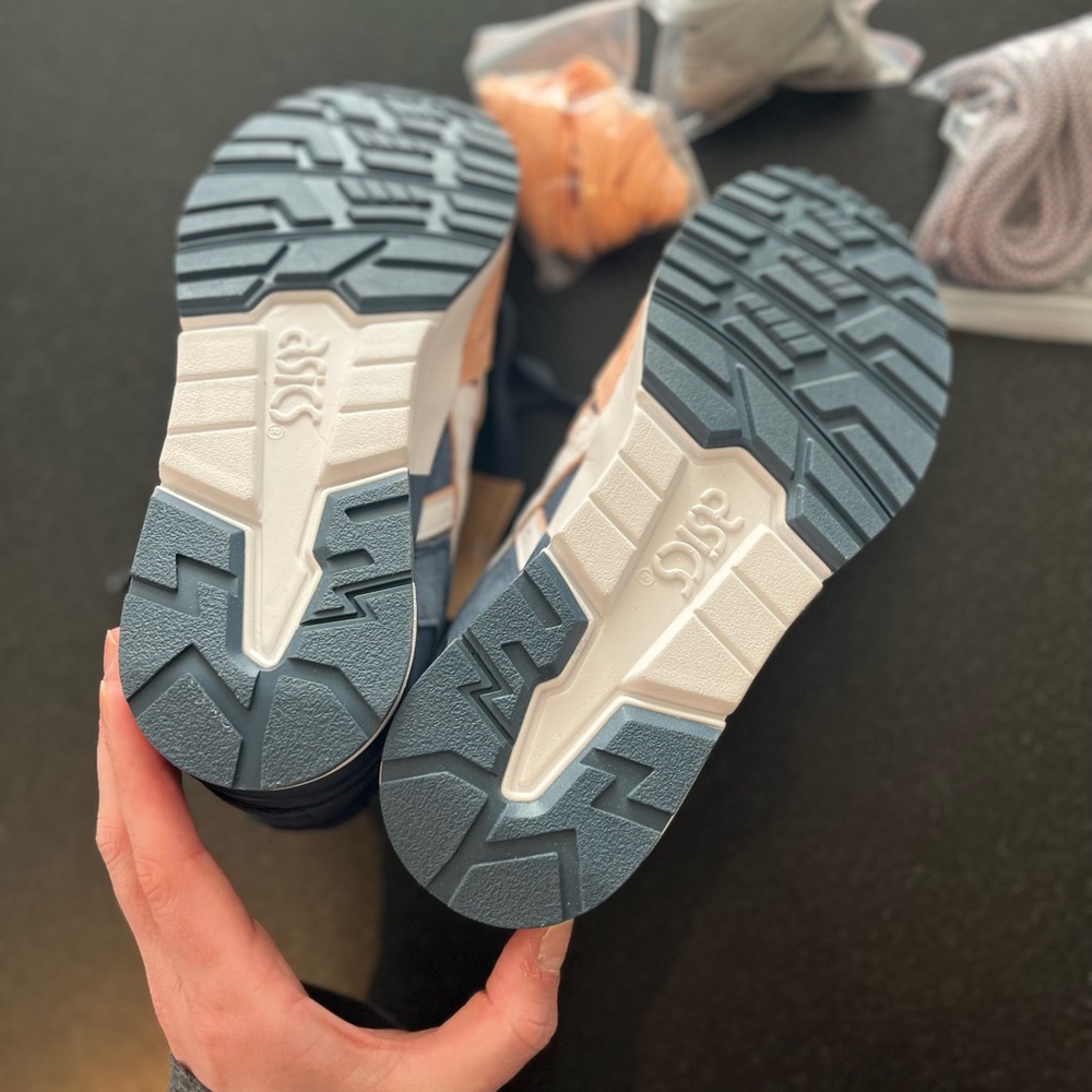 Asics KITH - Picture 6 of 8